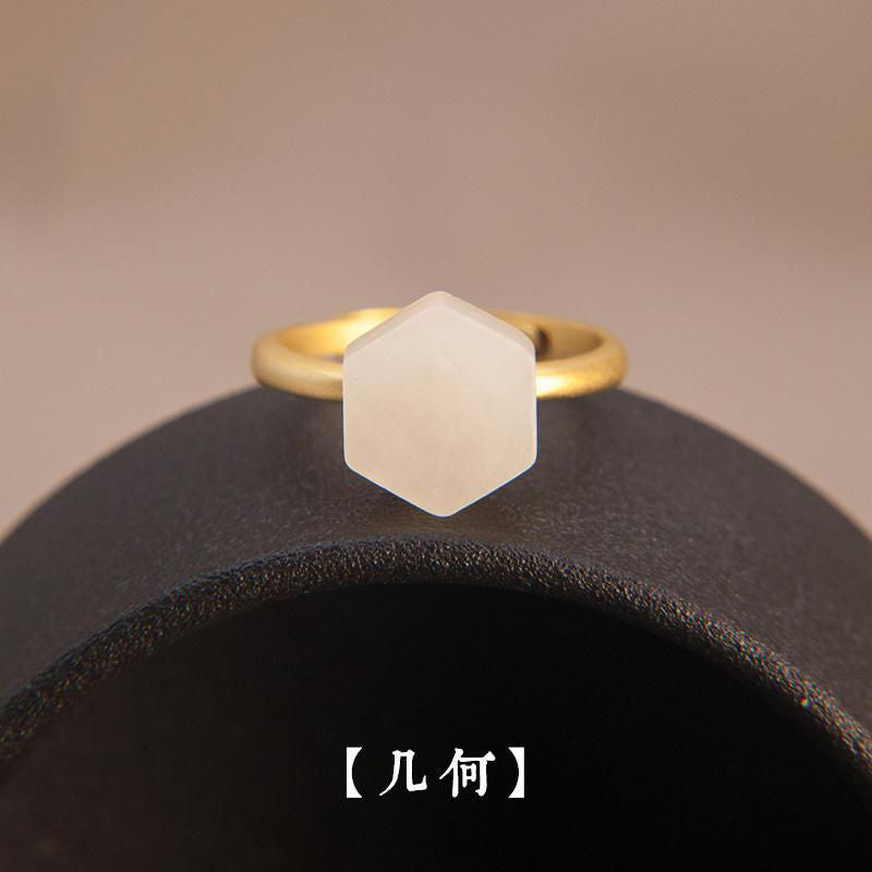 Charming Gold Ring for Any Occasion