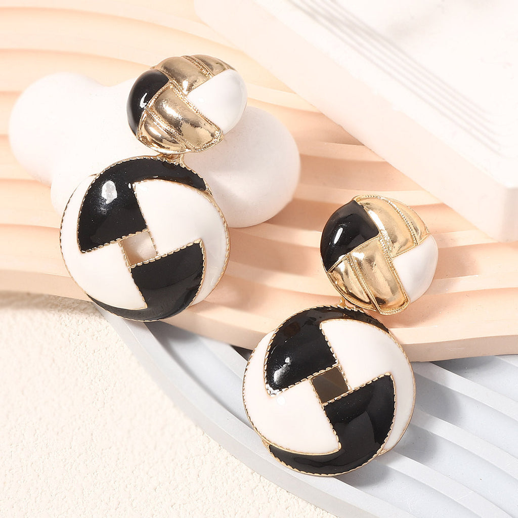Romantic Earring for Special Moments