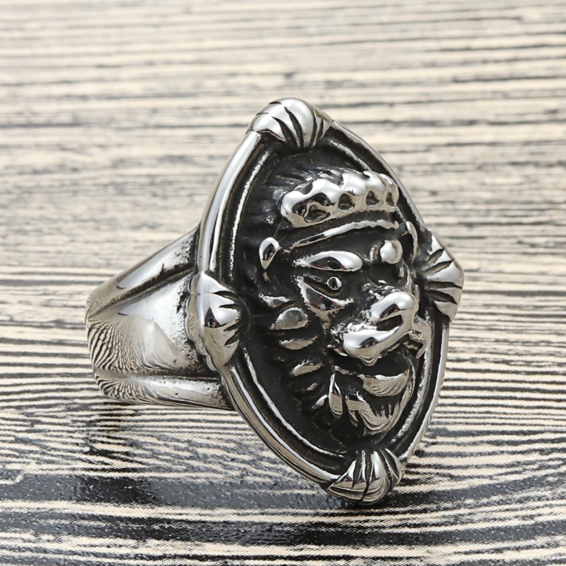 Elegant Ring for Every Occasion