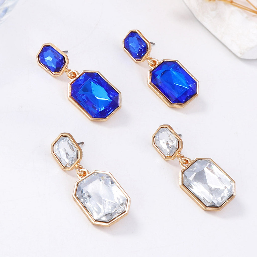 Charming Piece for Any Occasion