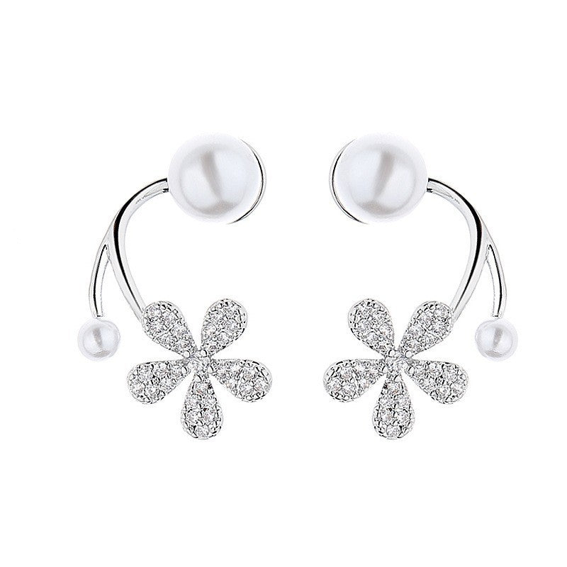 Stunning Pearl Earring for Daily Wear