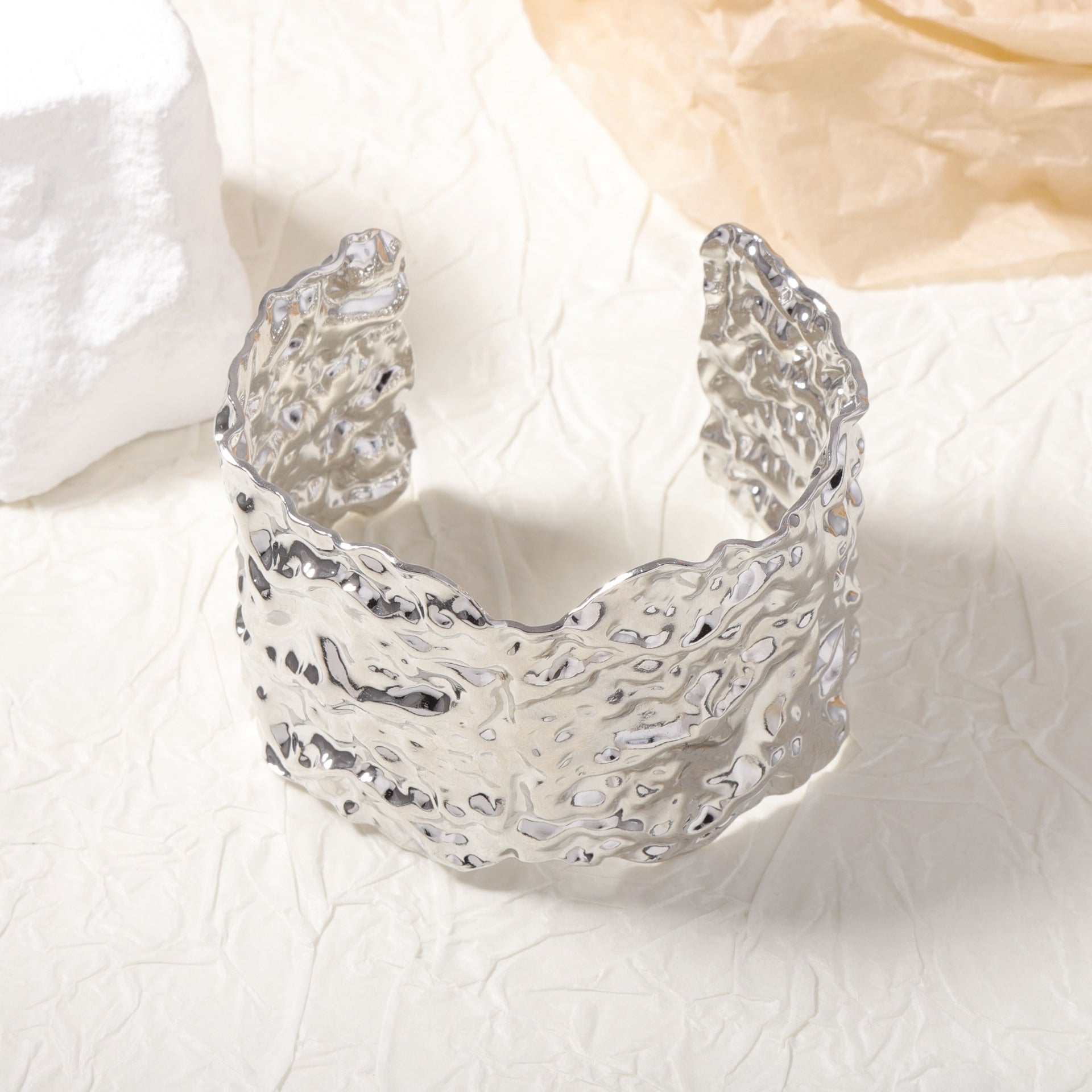 Romantic Bracelet for Special Moments