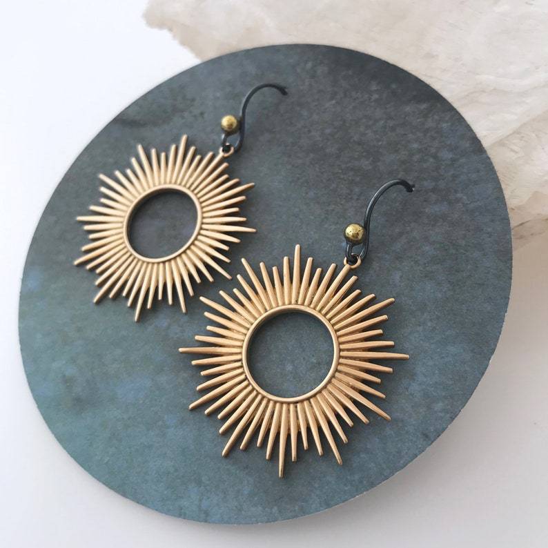 Romantic Earring for Special Moments