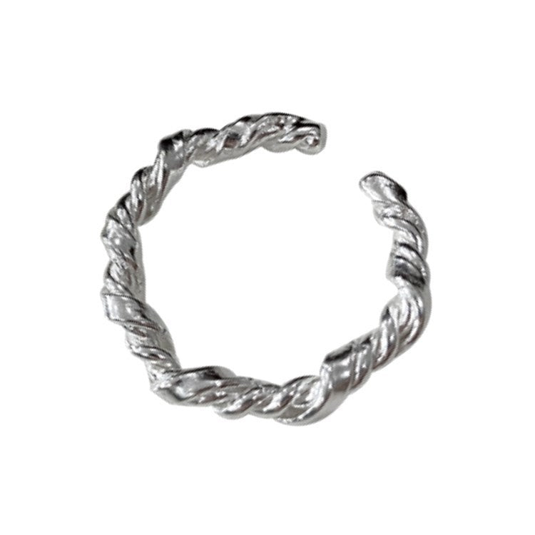 Charming Gold Ring for Any Occasion