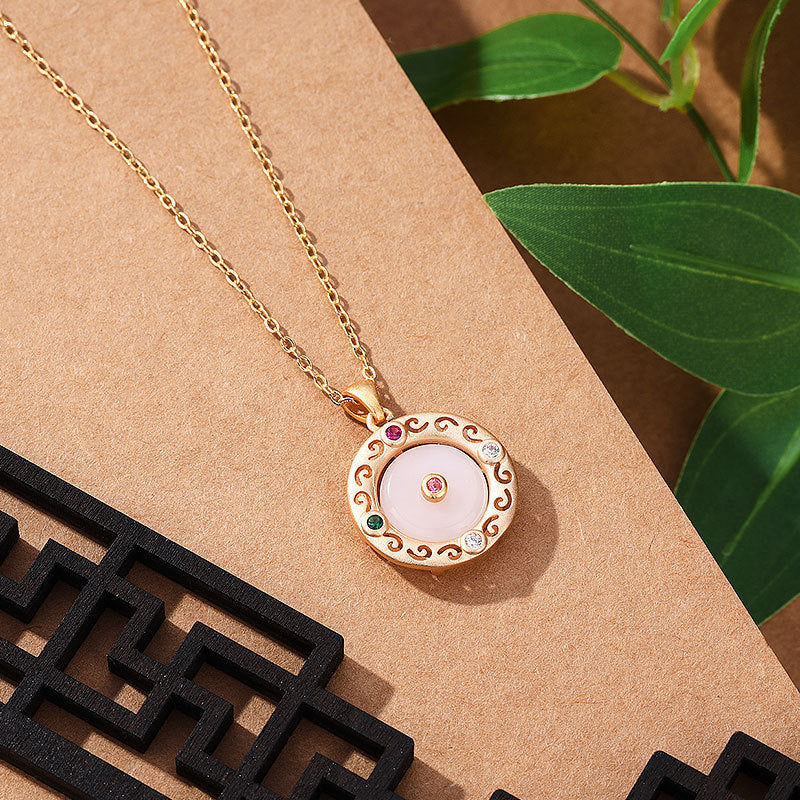 Charming Gold Necklace for Any Occasion
