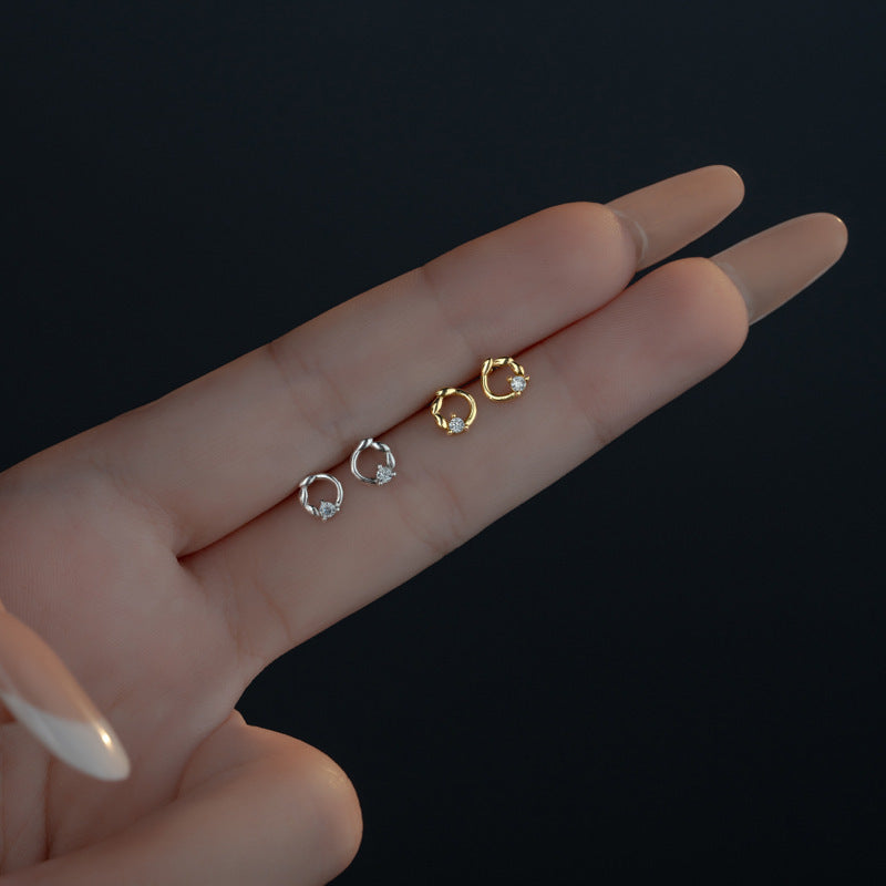 Charming Earring for Any Occasion