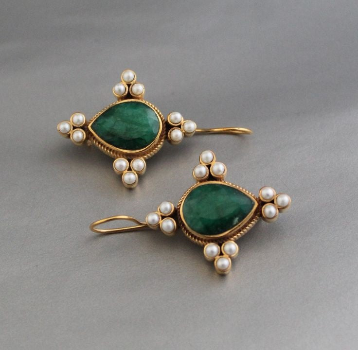 Classic Earring with Timeless Appeal