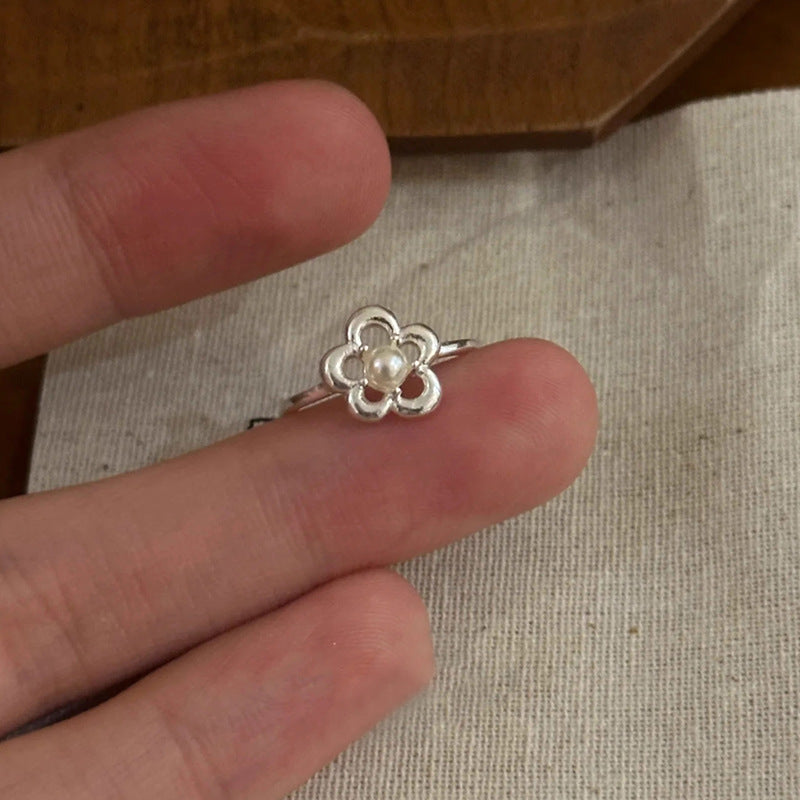 Charming Pearl Ring for Any Occasion