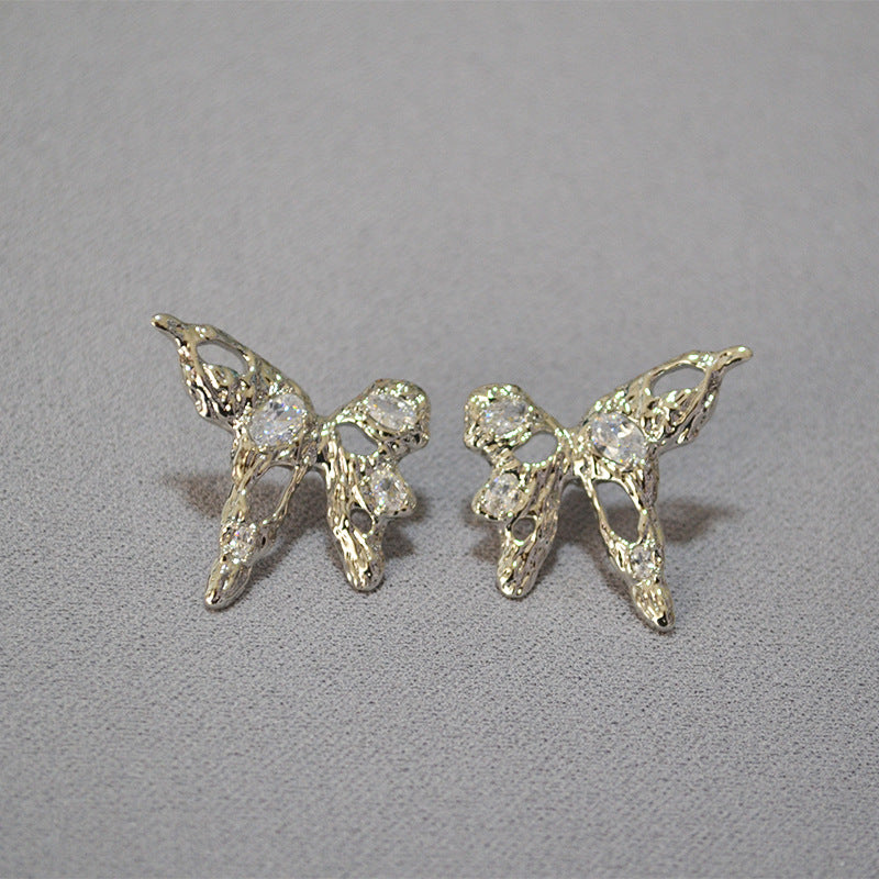 Beautiful Silver Earring with Unique Style