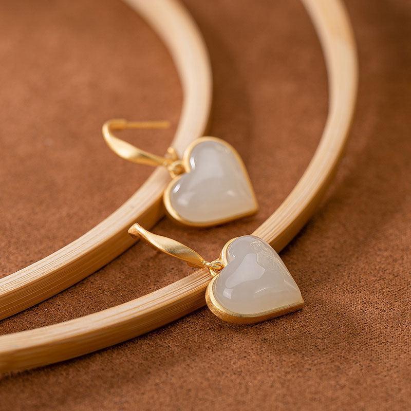 Elegant Silver Earring for Every Occasion
