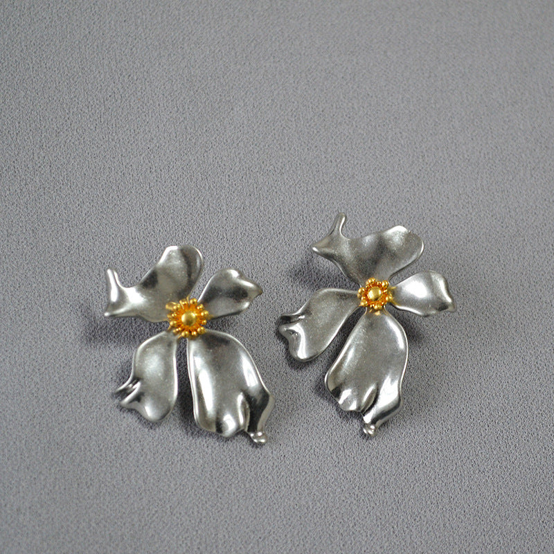 Delicate Artisan Gold Earring