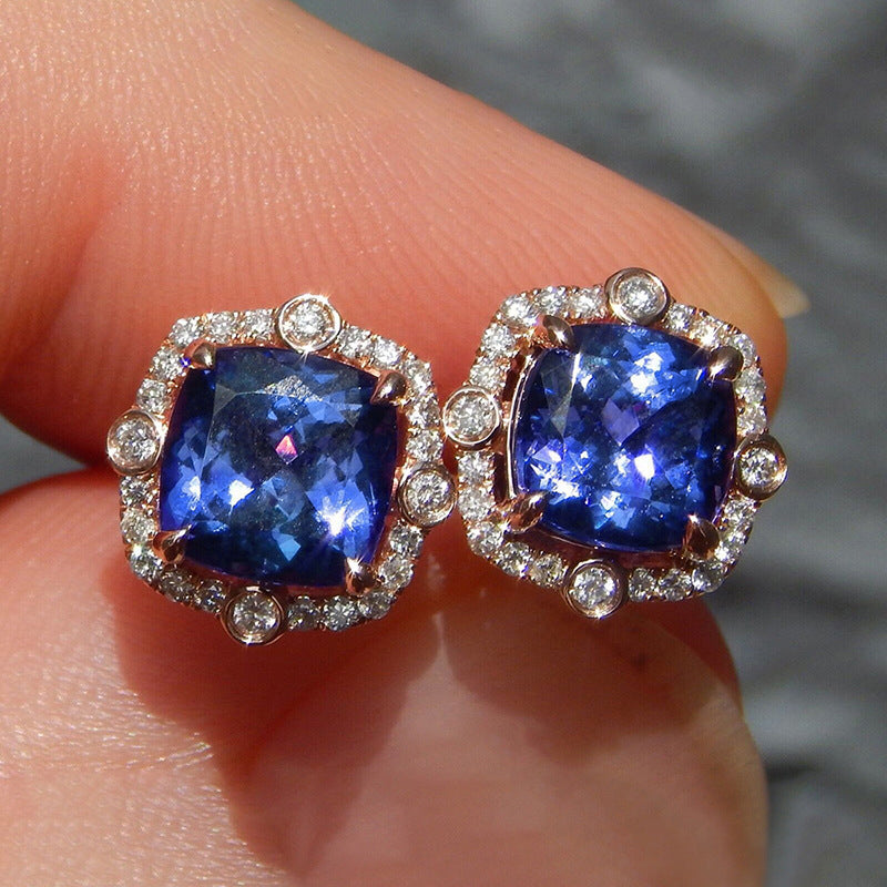 Elegant Earring for Every Occasion