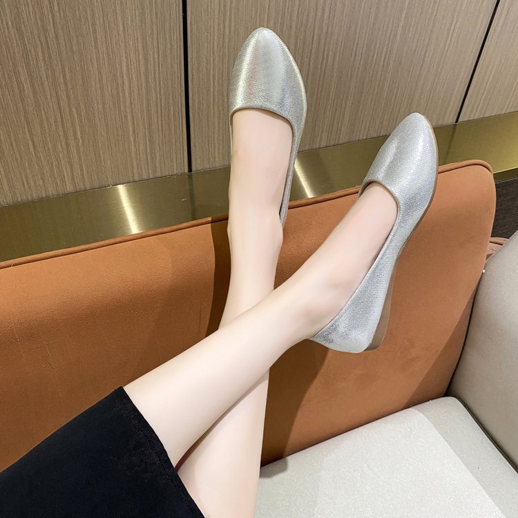 Graceful Orthopedic Shoes for Modern Look