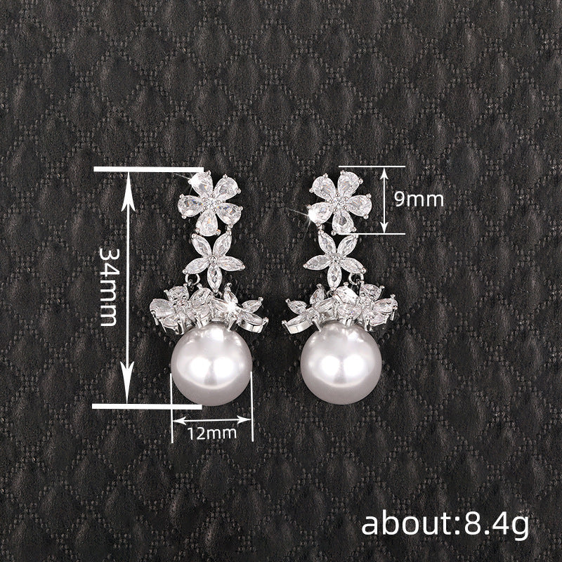 Romantic Pearl Earring for Special Moments