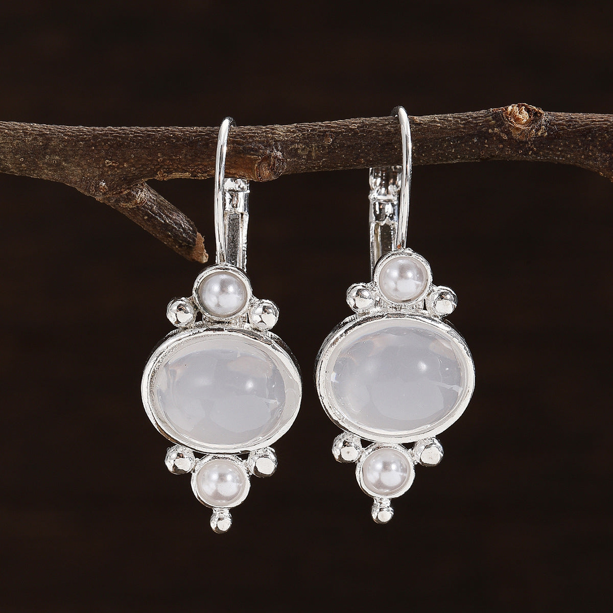 Romantic Silver Earring for Special Moments
