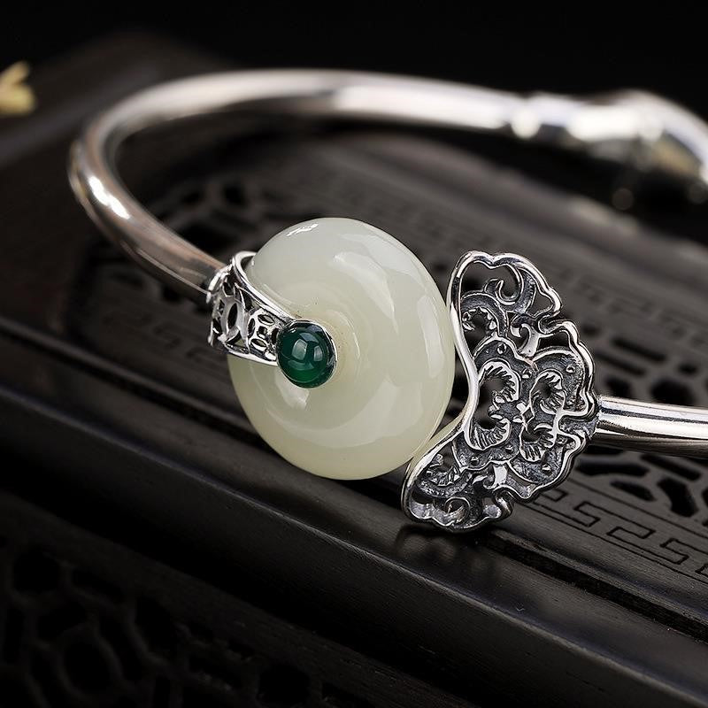 Stunning Bracelet for Daily Wear