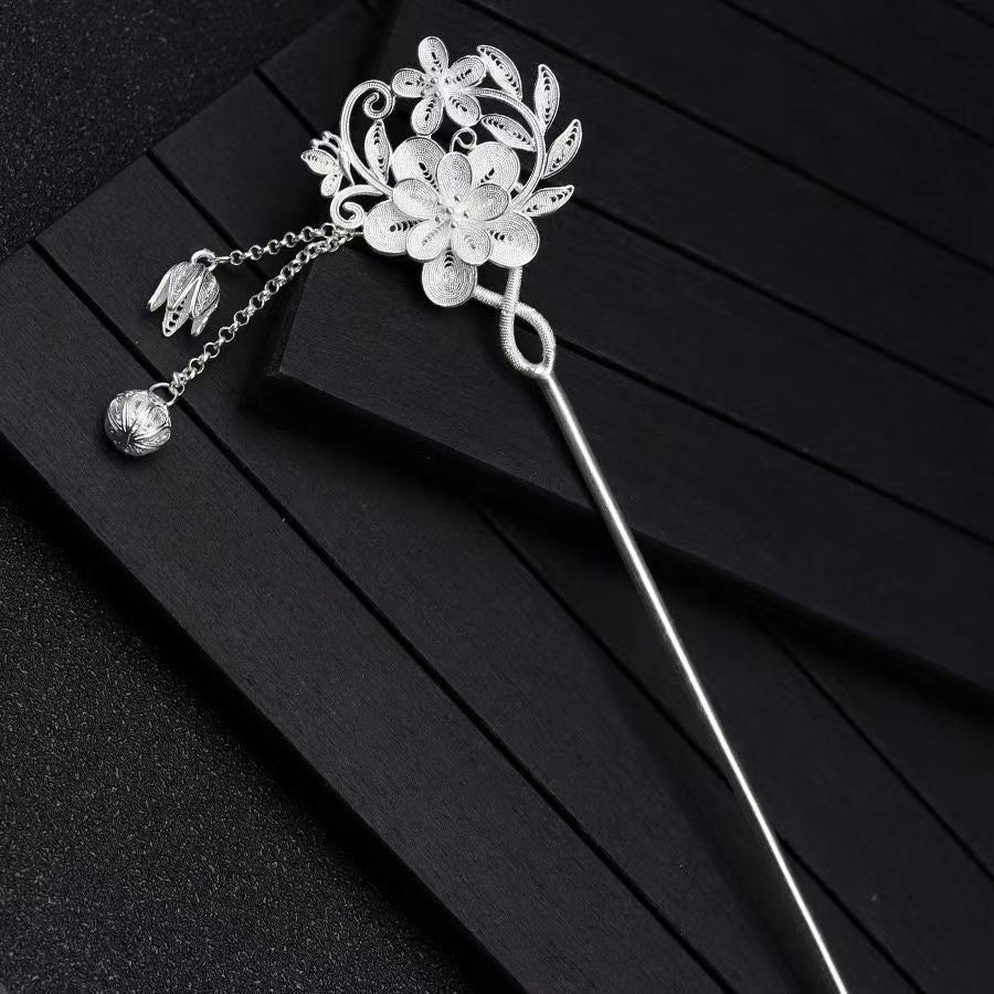 Stunning Silver Piece for Daily Wear