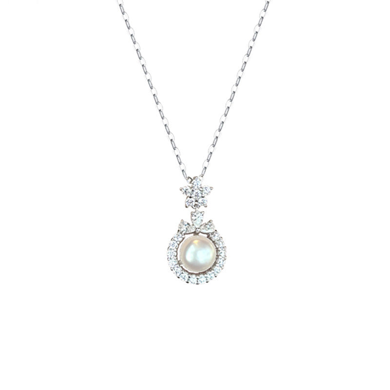 Charming Pearl Necklace for Any Occasion