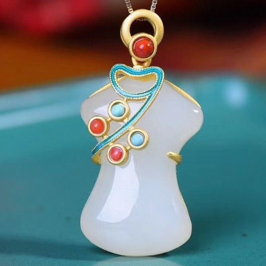 Elegant Silver Necklace for Every Occasion