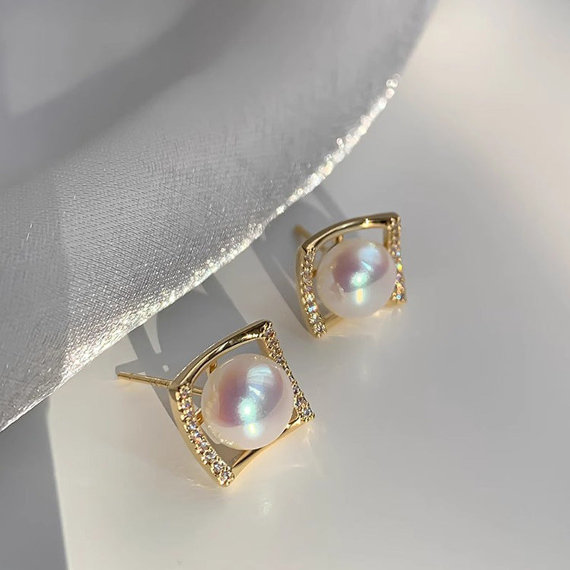 Classic Earring with Timeless Appeal