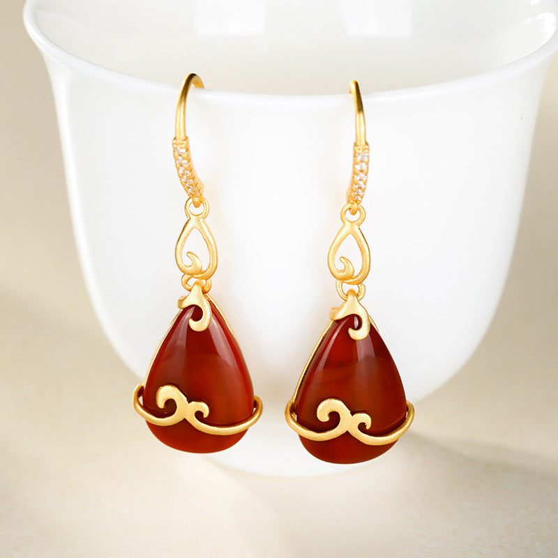 Beautiful Gold Earring with Unique Style
