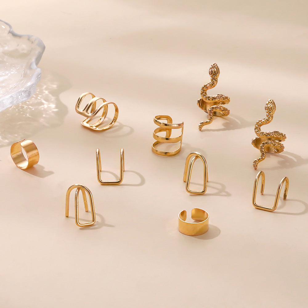 Romantic Gold Earring for Special Moments
