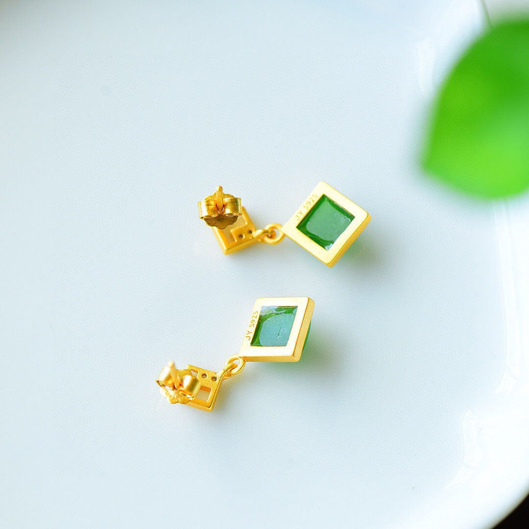 Elegant Gold Earring for Every Occasion