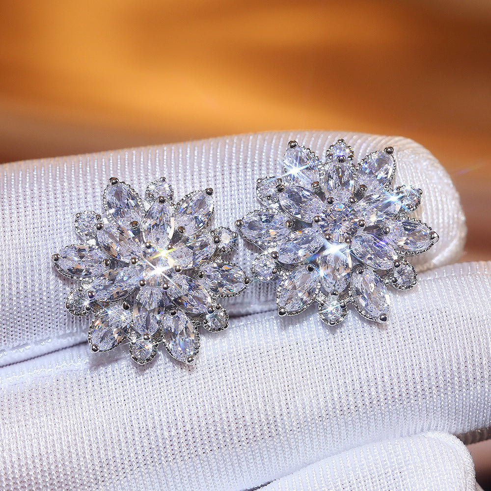 Romantic Earring for Special Moments