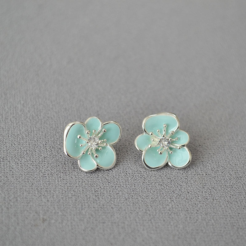 Stunning Silver Earring for Daily Wear