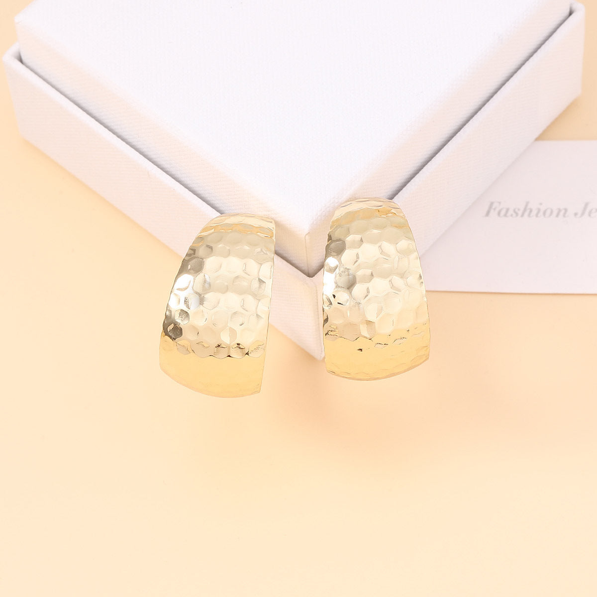 Classic Earring with Timeless Appeal