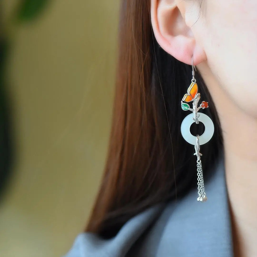 Classic Earring with Timeless Appeal