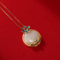 Beautiful Silver Necklace with Unique Style