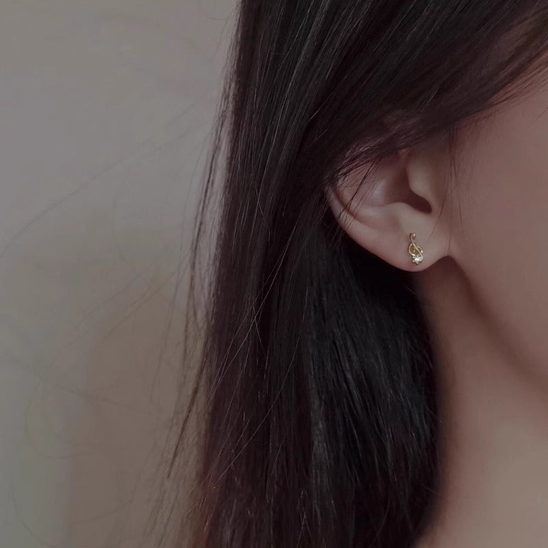 Romantic Earring for Special Moments