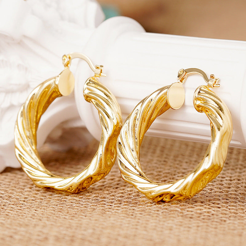 Charming Piece for Any Occasion