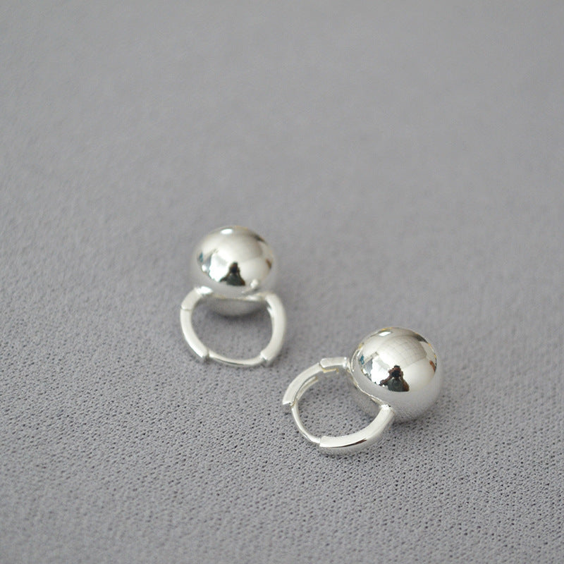 Elegant Gold Earring for Every Occasion