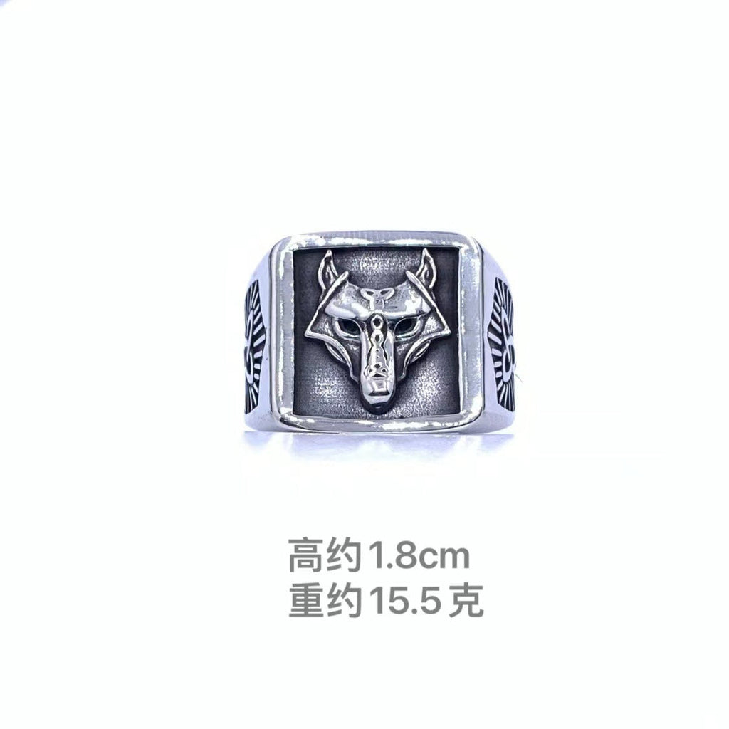 Classic Ring with Timeless Appeal