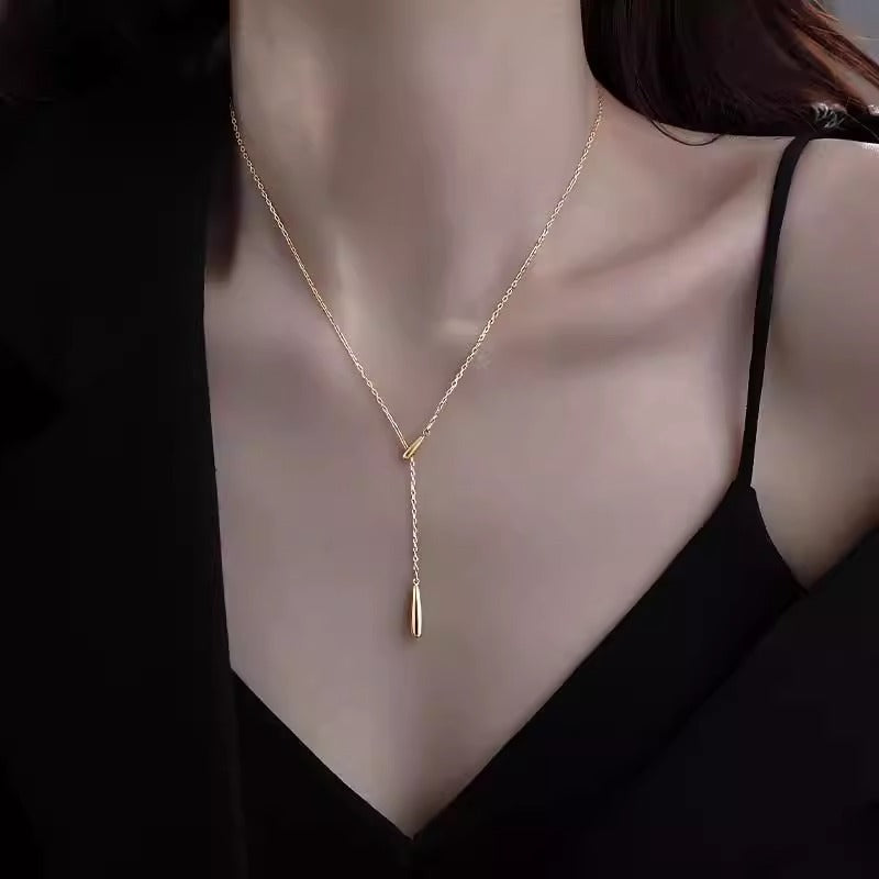 Stunning Necklace for Daily Wear