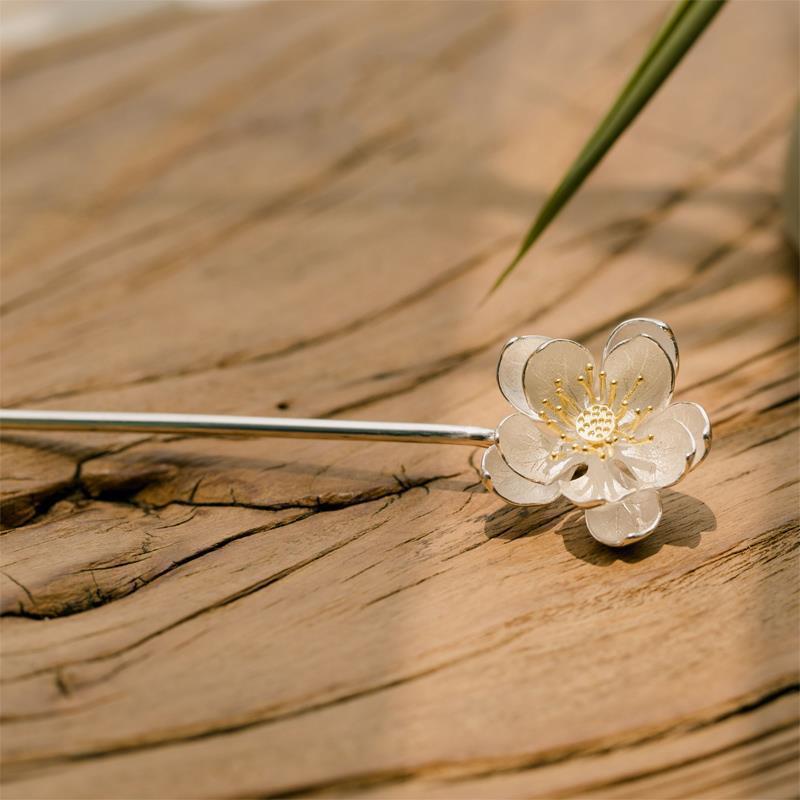 Romantic Silver Piece for Special Moments