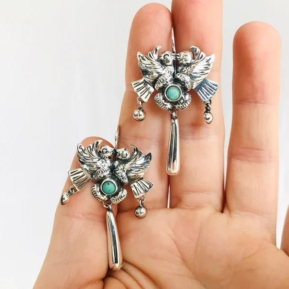 Charming Earring for Any Occasion