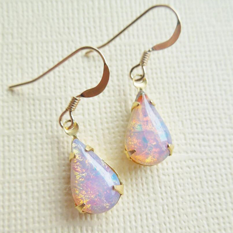 Romantic Gold Earring for Special Moments