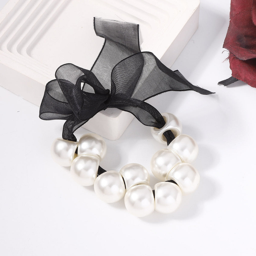 Romantic Pearl Necklace for Special Moments