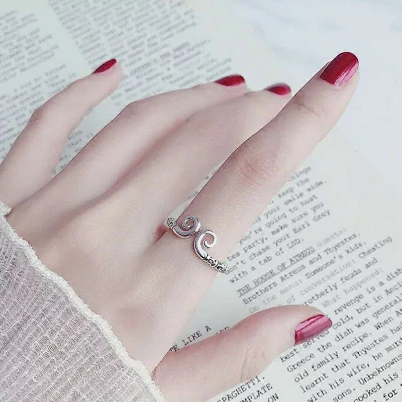 Romantic Gold Ring for Special Moments