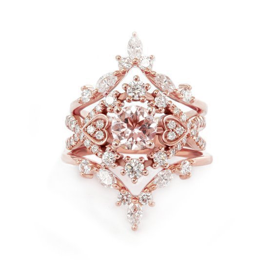 Charming Gold Ring for Any Occasion