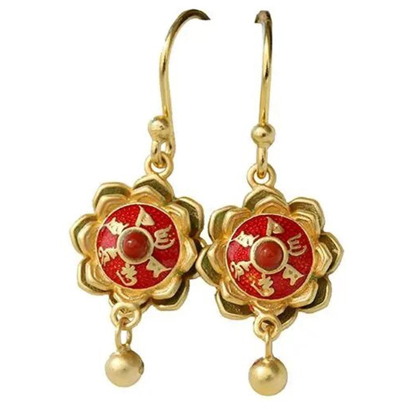 Beautiful Gold Earring with Unique Style