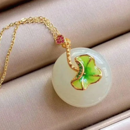Elegant Silver Necklace for Every Occasion