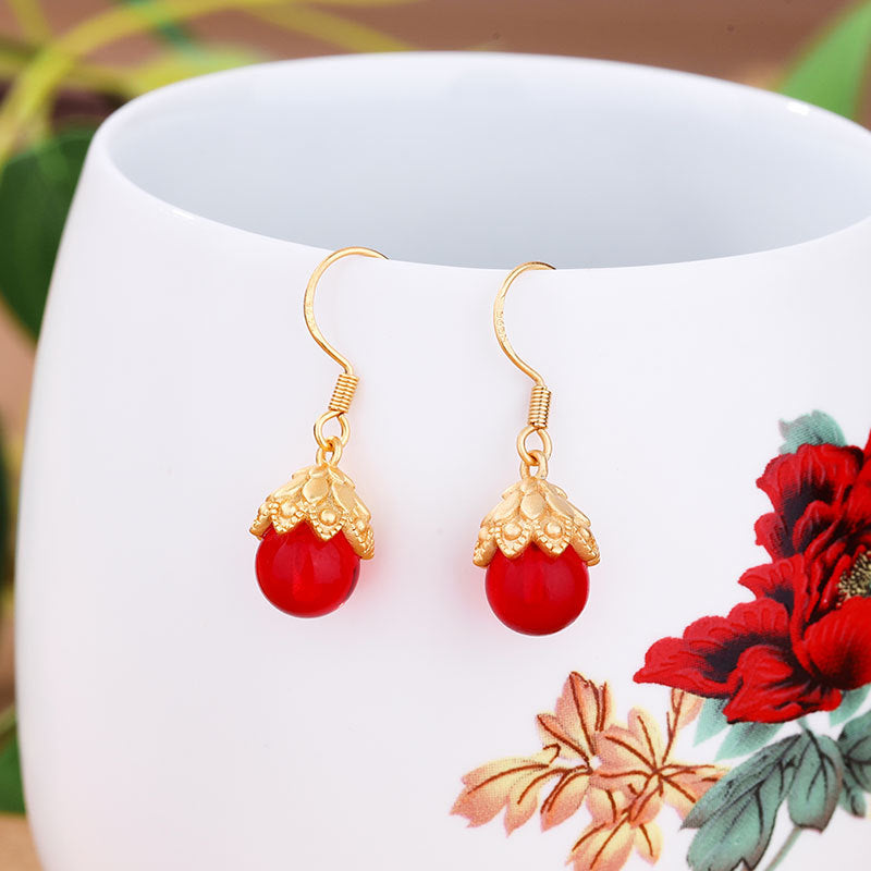 Elegant Gold Earring for Every Occasion