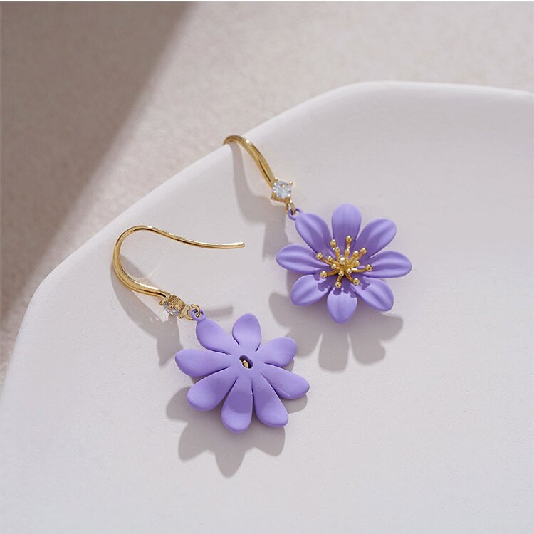 Beautiful Earring with Unique Style