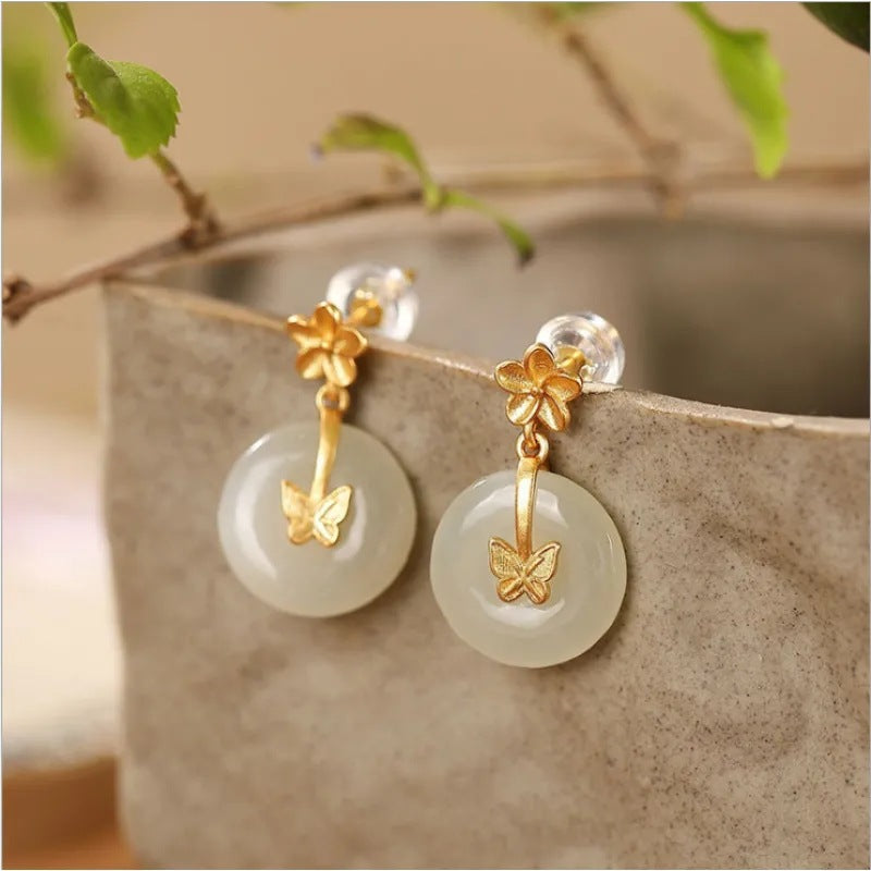Stunning Gold Earring for Daily Wear