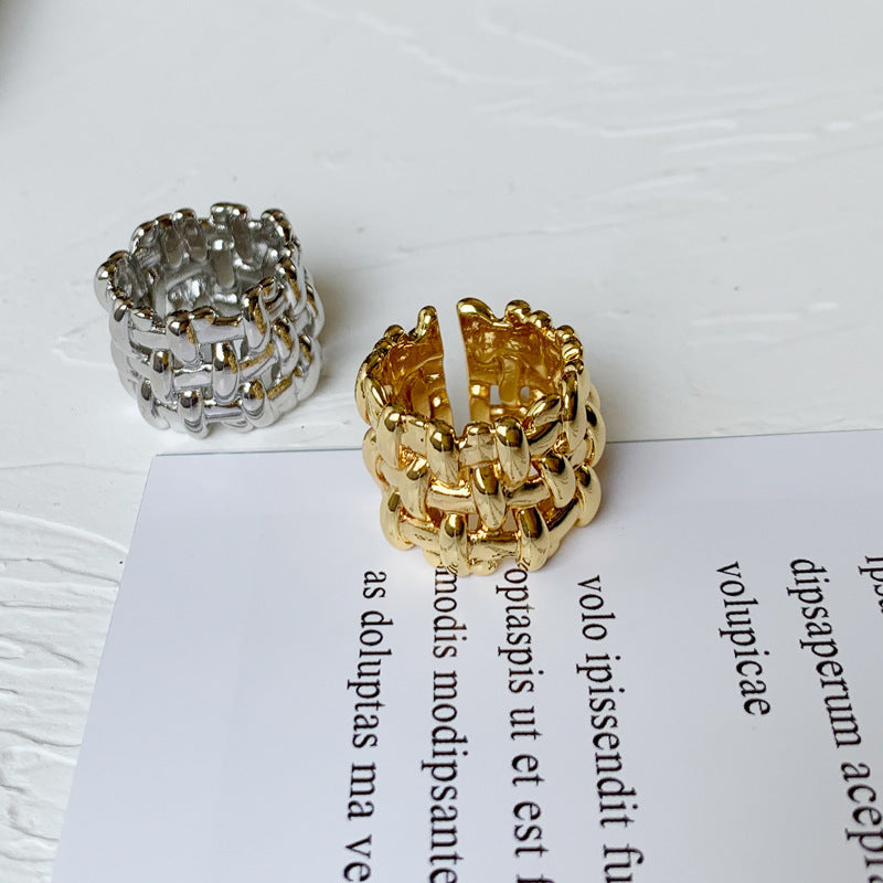 Classic Ring with Timeless Appeal