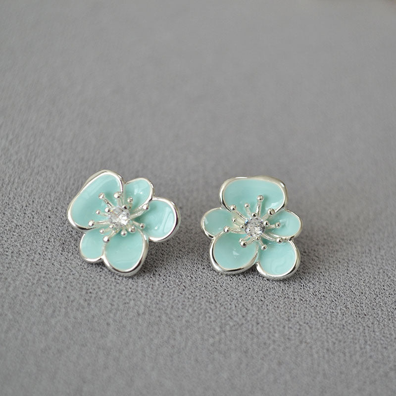 Stunning Silver Earring for Daily Wear